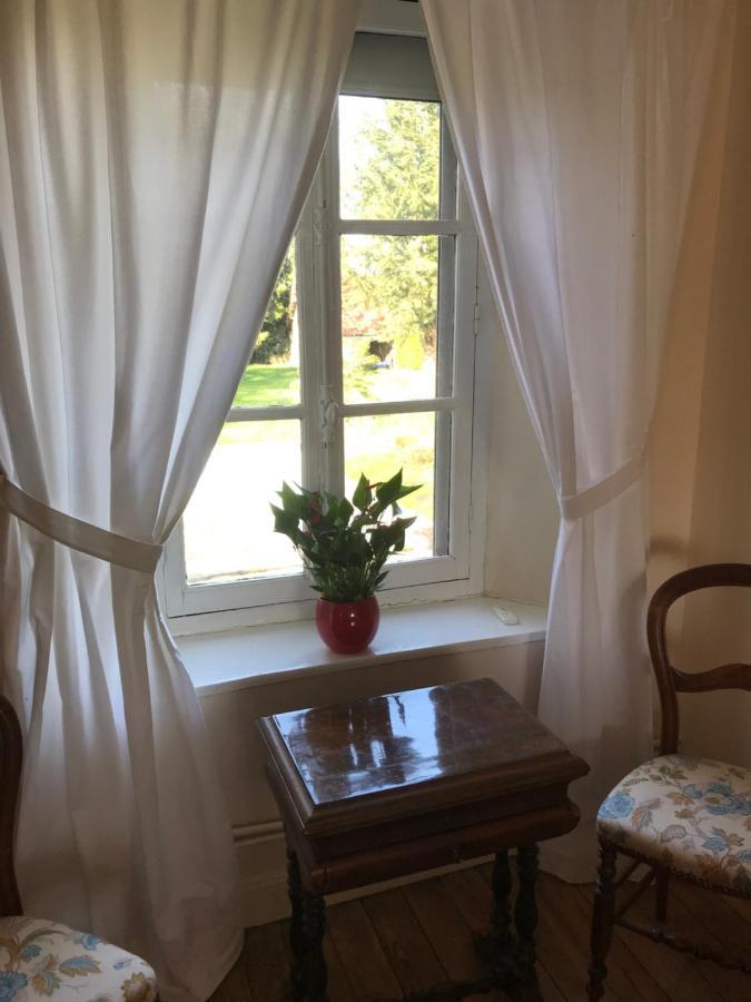 Mis Harand Bed and Breakfast Litteau Buitenkant foto